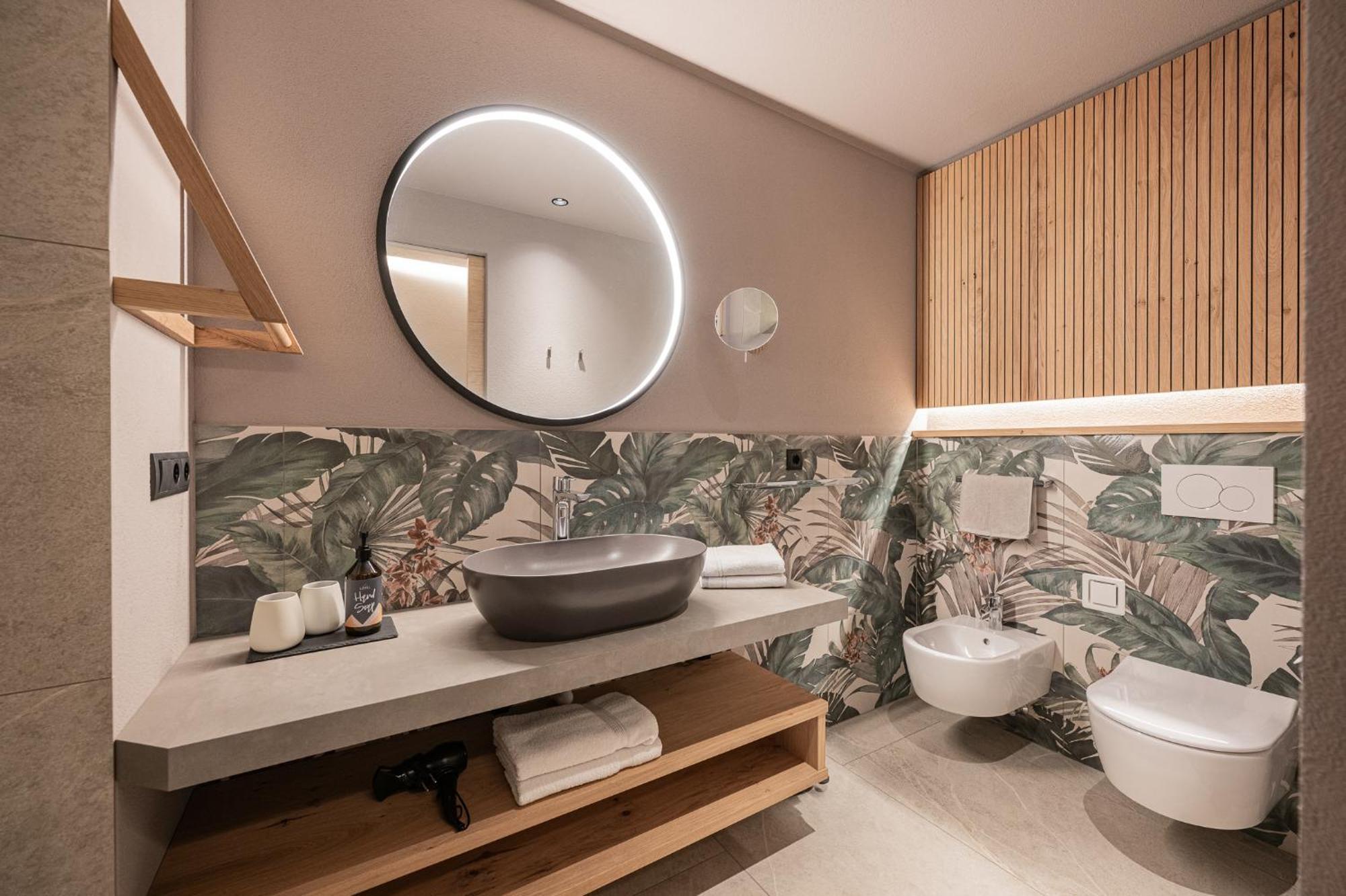 Myloisl Apartments Lutago Kültér fotó